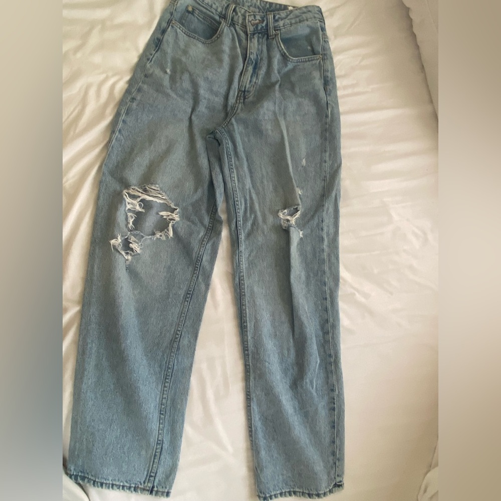 H&M baggy 90s jeans